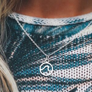 Pura Vida Silver Wave Necklace